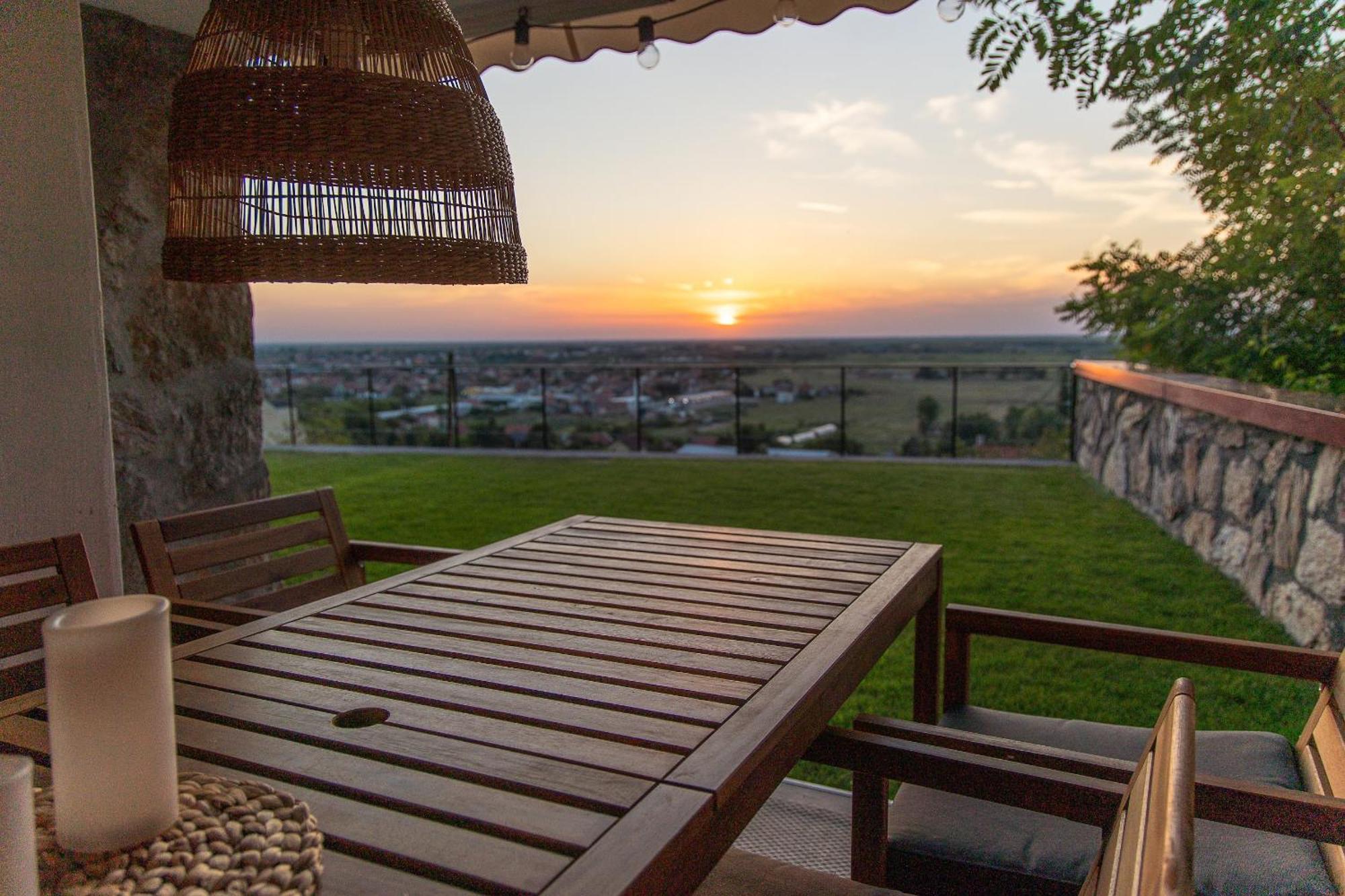 Sunset Home Vrsac Ngoại thất bức ảnh
